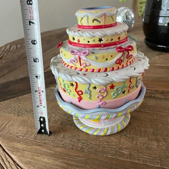 Partylite Colorful Ceramic Tiered Birthday Cake In Excellent Condition - Picture 14 of 14
